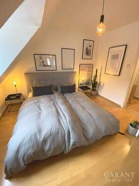 Schlafzimmer - 2 Zimmer Etagenwohnung in Stuttgart