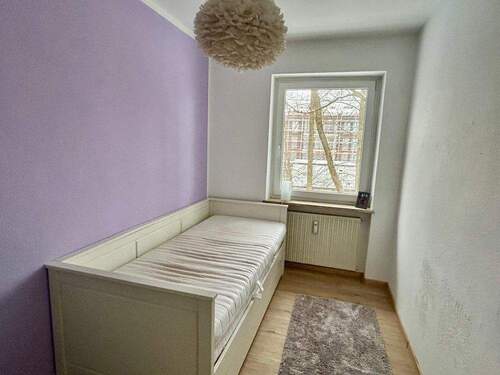 Kleines Zimmer 1 - 