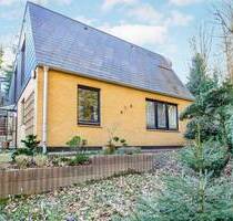 Wohnen am Eißendorfer Forst: Ruhig gelegenes Haus mit Garten und Sauna - Hamburg