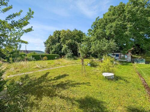 Idyllischer Garten - 