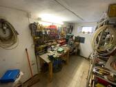 kleine Werkstatt im Keller - 