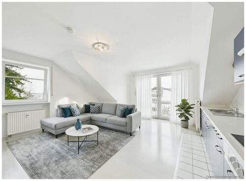 Wohnraum / Nachher - Großzügige 1-Zimmer Wohnung mit Balkon - Ruhige Lage zum Wohlfühlen