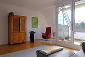 Bild Wohnzimmer 2 - 3 Zimmer Terrassenwohnung in Karlsruhe