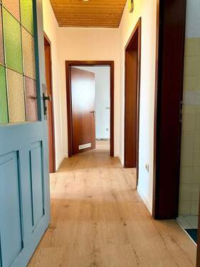 Eingangsbereich - 2 Zimmer Etagenwohnung zur Miete in Zirndorf