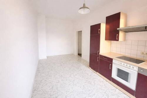 Geräumige Küche - Etagenwohnung mit 72,50 m&sup2; in Leipzig zur Miete