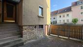 Innenhof und Hauseingang - 8 Zimmer Einfamilienhaus zum Kaufen in Heppenheim (Bergstraße)