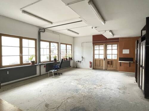 Werkstatt im EG - 5 Zimmer Einfamilienhaus zum Kaufen in Stetten