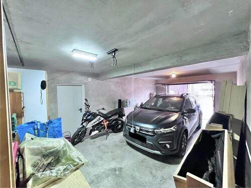 Garage - 
