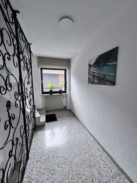 Treppenhaus - 5 Zimmer Etagenwohnung in Sulzberg