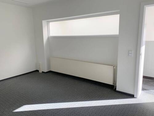 Besprechung - 