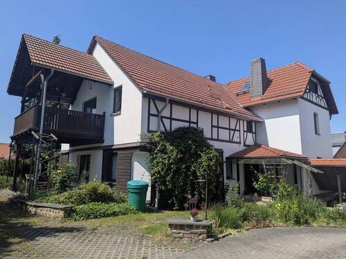 Hausansicht - Mehrfamilienhaus, Wohnhaus in Geithain zum Kaufen