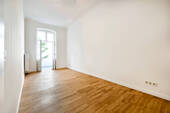 Zimmer - Traumhafte Gründerzeit-Wohnung mit Balkon *Erstbezug nach Sanierung*