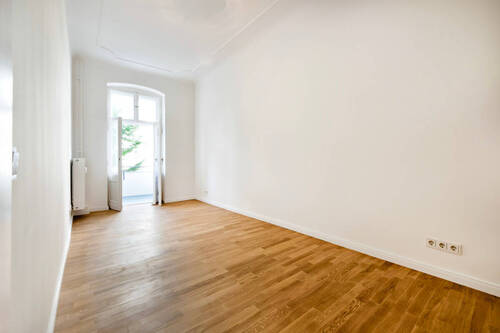 Zimmer - Traumhafte Gründerzeit-Wohnung mit Balkon *Erstbezug nach Sanierung*