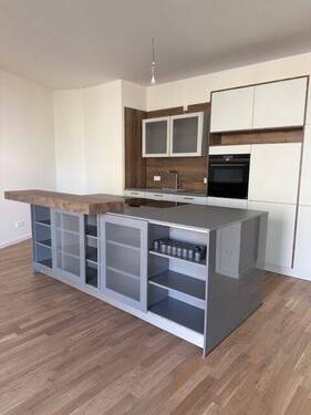 Einbauküche - Etagenwohnung mit 102,00 m² in Berlin zur Miete