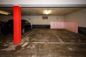 Tiefgaragenstellplatz - 