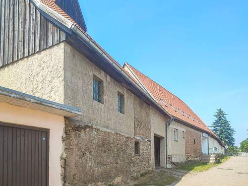 Seitenansicht - Mehrfamilienhaus, Wohnhaus mit 470,00 m&sup2; in Königerode zum Kaufen