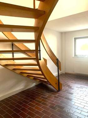 Aufgang - 4 Zimmer Terrassenwohnung in Karlsruhe