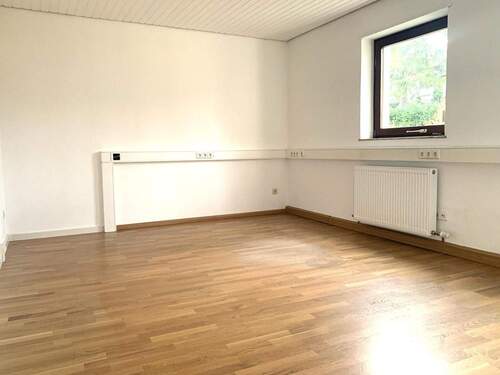 Büro im EG - Terrassenwohnung mit 139,00 m&sup2; in Karlsruhe zum Kaufen