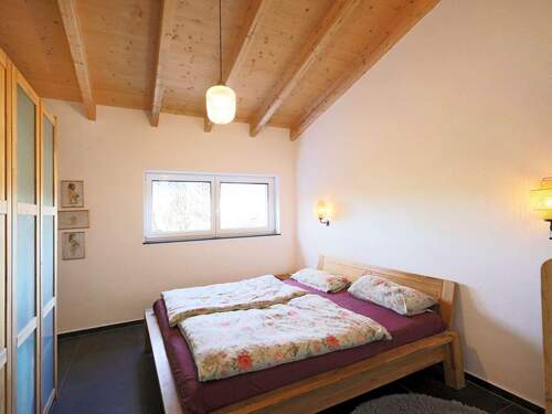 Geräumiges Schlafzimmer mit Badezimmer en-Suite - 