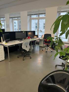 Schreibtischplatz - 