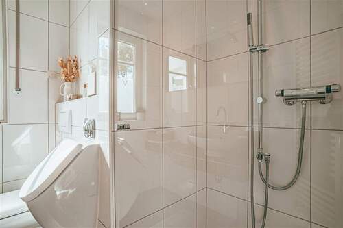 Mit Dusche - 