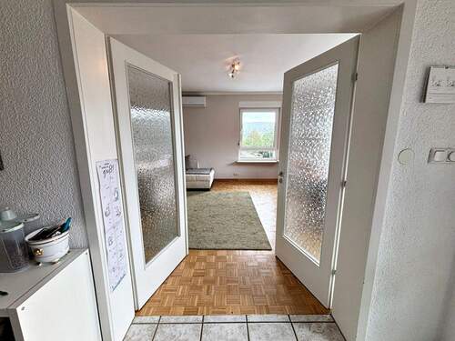 Zugang Wohn- und Esszimmer - Einfamilienhaus mit 118,40 m&sup2; in Freigericht zum Kaufen