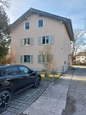 Ost-Ansicht - 3 Zimmer Etagenwohnung zur Miete in Großkarolinenfeld