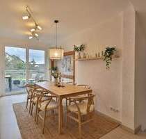 Ihr Familiendomizil - gute Raumaufteilung, schöner Garten, neuwertige Küche, große Garage! - Weissach