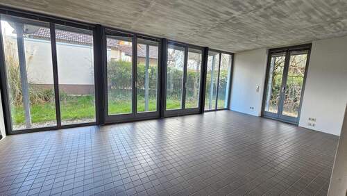 Teilansichten Wohn-Eßbereich (1).jpg - Lichtdurchflutetes Zweifamilienhaus in bevorzugt ruhiger Lage mit dem gewissen ETWAS !