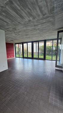 Blick von Küche.jpg - 6 Zimmer Mehrfamilienhaus, Wohnhaus zum Kaufen in Wachenheim an der Weinstraße