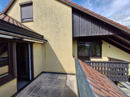 DG, Balkon von Kind-1 mit Blick auf nebenliegende Loggia, #164812 - 