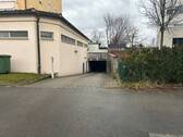 Tiefgarageneinfahrt - Garage, Stellplatz in Schwabach