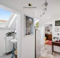 Sehr helle & attraktive 2,5-Zimmer-Dachwohnung - Wohnen über den Dächern von Stuttgart-Gablenberg!