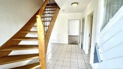 Eingangsbereich - Einfamilienhaus mit 120,00 m&sup2; in Ahrensburg zum Kaufen