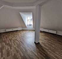 3 Minuten zum Cospudener See * 2- Raum Wohnung mit EBK ab 01.07. - Markkleeberg