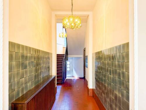 Hauseingangsbereich - 3 Zimmer Etagenwohnung zur Miete in Leipzig