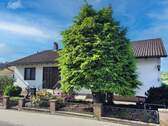 Hausansicht Straßenseite - 8 Zimmer Einfamilienhaus in Wiesenbach
