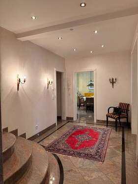 EG Flur Eingang - Einfamilienhaus mit 180,00 m&sup2; in Bad Mergentheim zum Kaufen