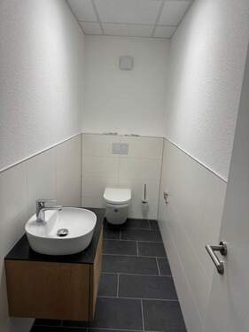 WC - 