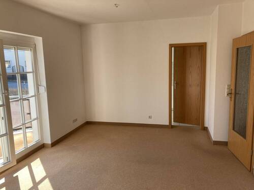 Wohnzimmer - 2 Zimmer Etagenwohnung zur Miete in Fraureuth