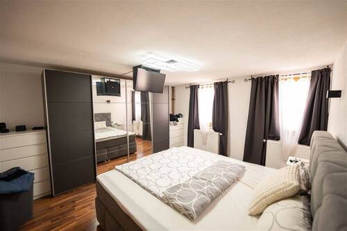 Schlafzimmer 1 im OG - 