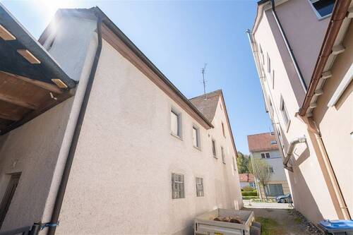 Außenansicht - 6 Zimmer Doppelhaushälfte in Königsbronn