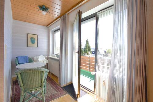 Wohnzimmer - Etagenwohnung mit 49,00 m&sup2; in Schönwald im Schwarzwald zum Kaufen