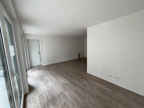Wohnzimmer - 2 Zimmer Etagenwohnung zur Miete in Bad Friedrichshall / Kochendorf (Württemberg)