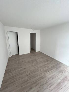 Schlafzimmer mit Abstell - 