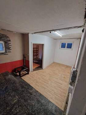 EG Waschküche 2 - Einfamilienhaus mit 129,00 m² in Niederwerrn zum Kaufen