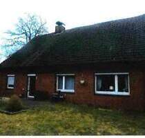 Volksbank Immobilien: Zwangsversteigerung eines Einfamilienhauses und landwirtschaftl. Grünfläche - Tiste