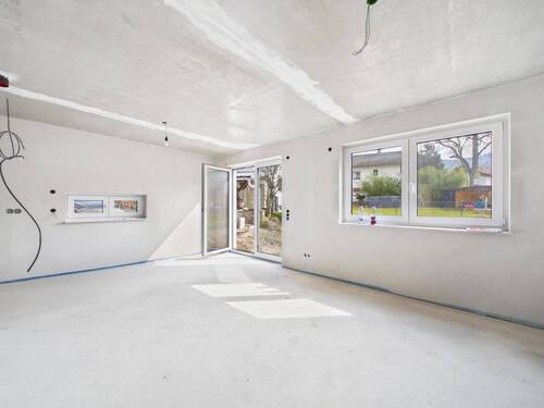 Wohnbereich - 4 Zimmer Doppelhaushälfte zur Miete in Rohrdorf