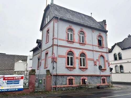 Ansicht Bahnhofstraße - 6 Zimmer Einfamilienhaus zum Kaufen in Obertshausen