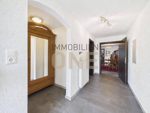 Bild 3 - 6 Zimmer Einfamilienhaus in Falkenstein